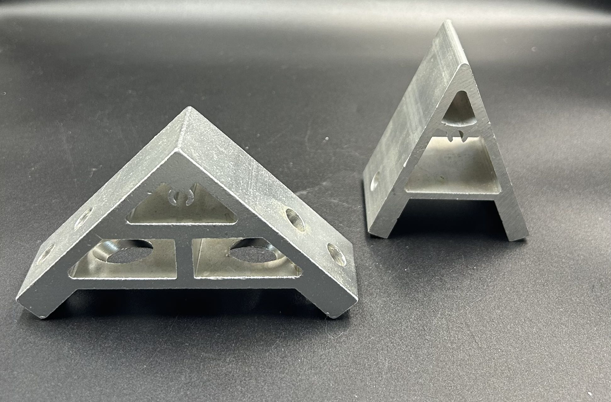 Аксессуары для промышленных ал – обзор и цена Aluminium Extrusion